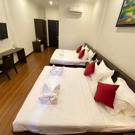 Apple Hotel Two - Near Phnom Penh Airport ภายนอก รูปภาพ