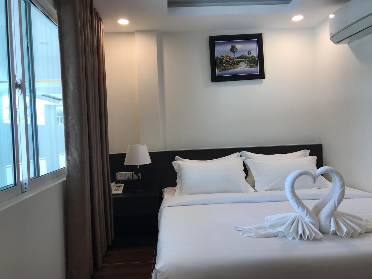 Apple Hotel Two - Near Phnom Penh Airport ภายนอก รูปภาพ