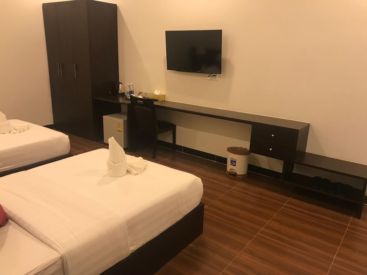 Apple Hotel Two - Near Phnom Penh Airport ภายนอก รูปภาพ
